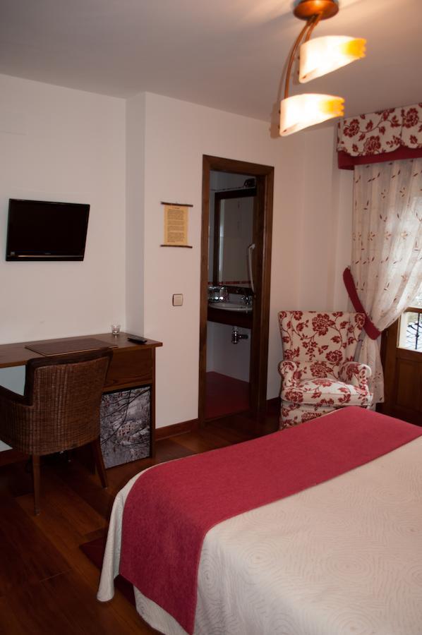 Hotel El Mirador De Fuentes Del Narcea Moncó Pokoj fotografie
